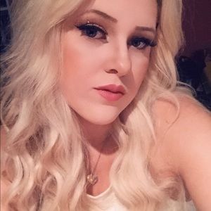 Meet your Posher, Miriam